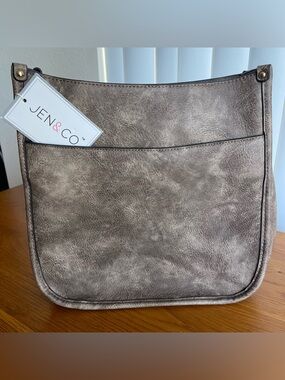 Jen & Co Chloe Vegan Crossbody (no strap) NWT